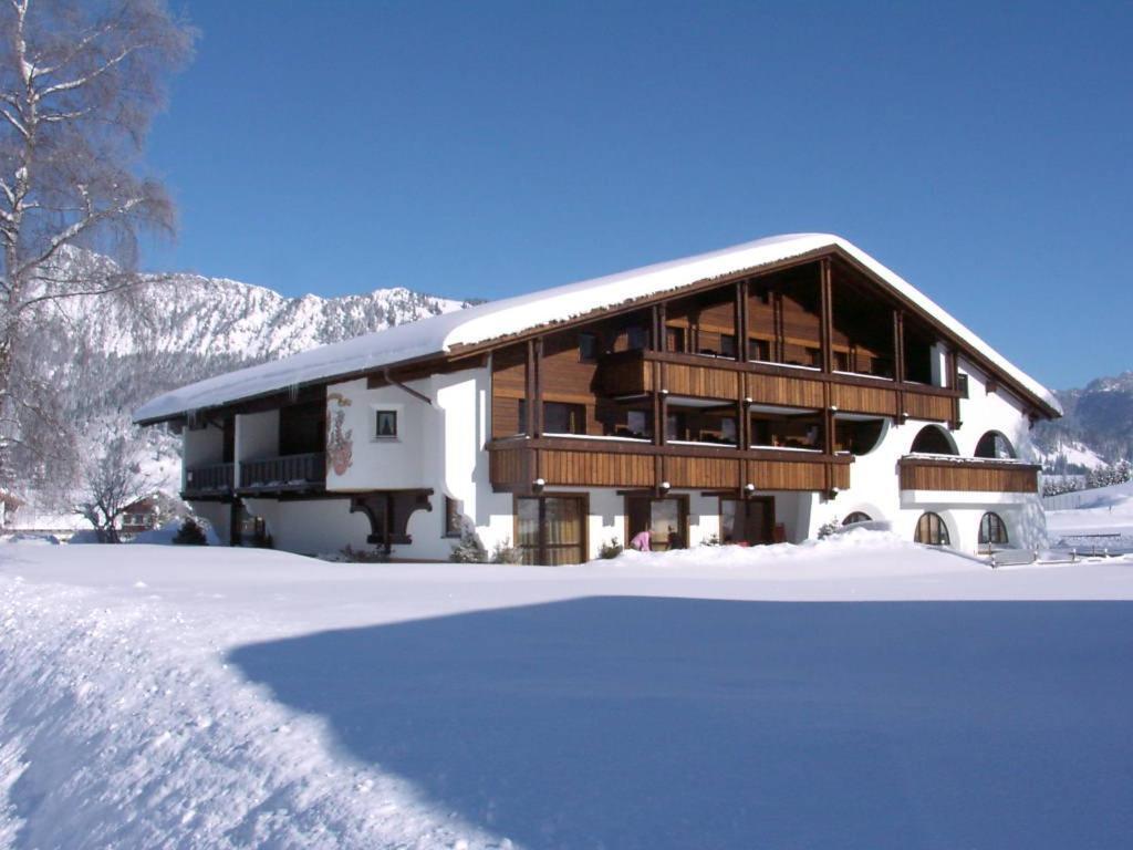 Landhaus Schnöller Tannheim Exterior foto